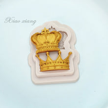 Load image into Gallery viewer, King Crown And Queen Crown Fondant Silicone Molds For Baking
