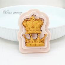 Load image into Gallery viewer, King Crown And Queen Crown Fondant Silicone Molds For Baking
