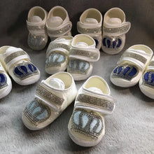 Load image into Gallery viewer, Baby shoes with crowns + color
