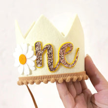 Load image into Gallery viewer, Daisy Baby Birthday Hat Party Decoration Crown
