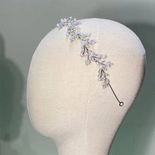 Load image into Gallery viewer, Women&#39;s Classic Crystal Wedding Headwear
